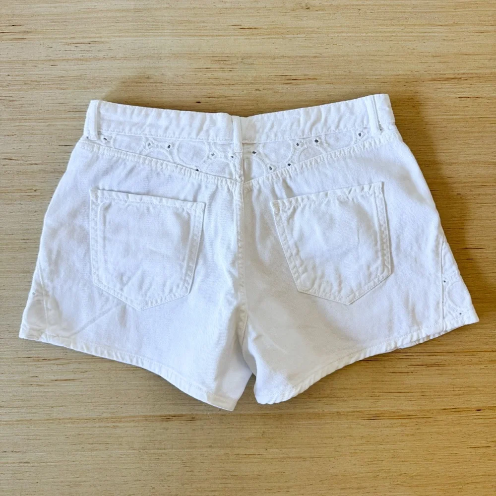 Zara Women's‎ White Denim Shorts Size 8